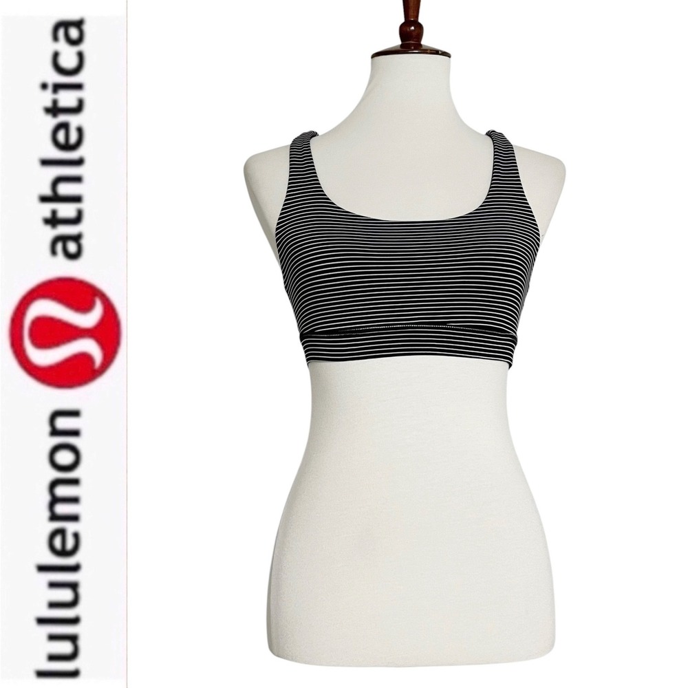 Lululemon Energy‎ Bra *Medium Support, B–D Cup Hype Stripe Black White Size 4